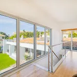 L Villa