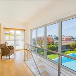 L Villa