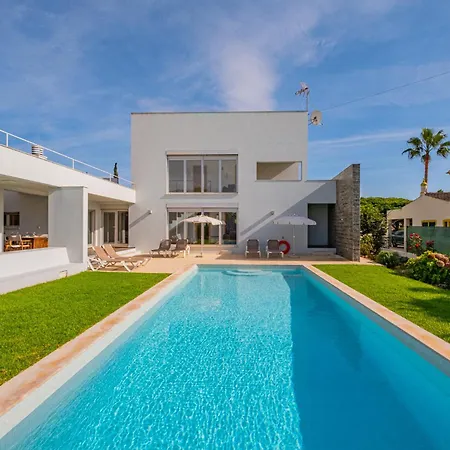 Villa L